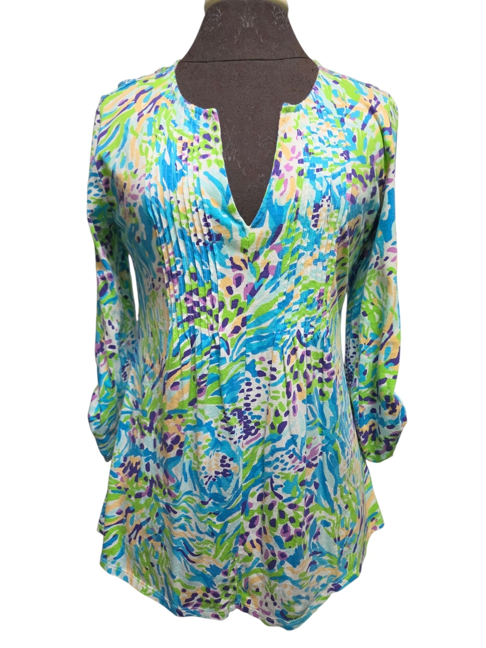 Lilly Pulitzer Braylen Pintuck Tunic top D v neck 3/4 roll tab sleeve SEA SOIREE